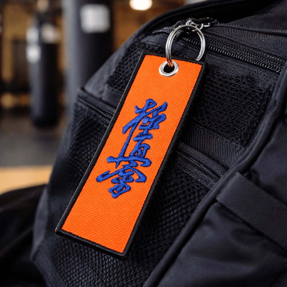 Brelok Karate Kyokushin pomarańczowy -  haftowany